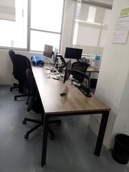 Waterloo Centre (D7), Office #612474101